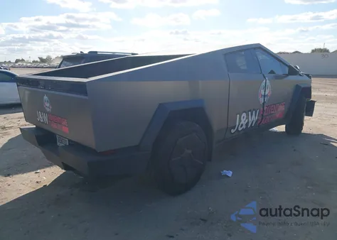 2025 Tesla Cybertruck All-Wheel Drive из США, поврежденный, VIN 7G2CEHED0SA076924